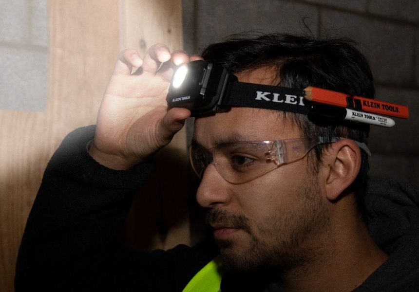 Klein Tools® Launches 2-Color Headlamp to Meet Multiple Lighting Needs